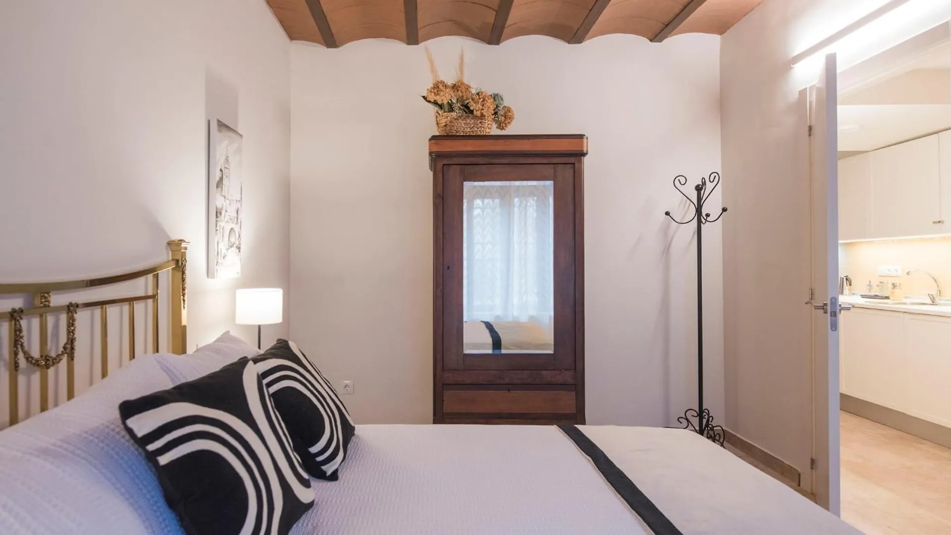 Apartamentos Florinda De La Cava Toledo - 1 0*,